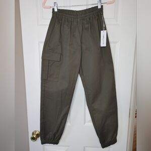 KIMBERLY TAYLOR CARGO JOGGER PANTS, OLIVE M/L